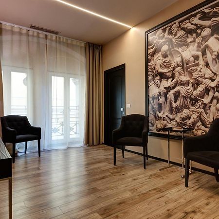 Dharma Luxury Hotel Rome Bagian luar foto