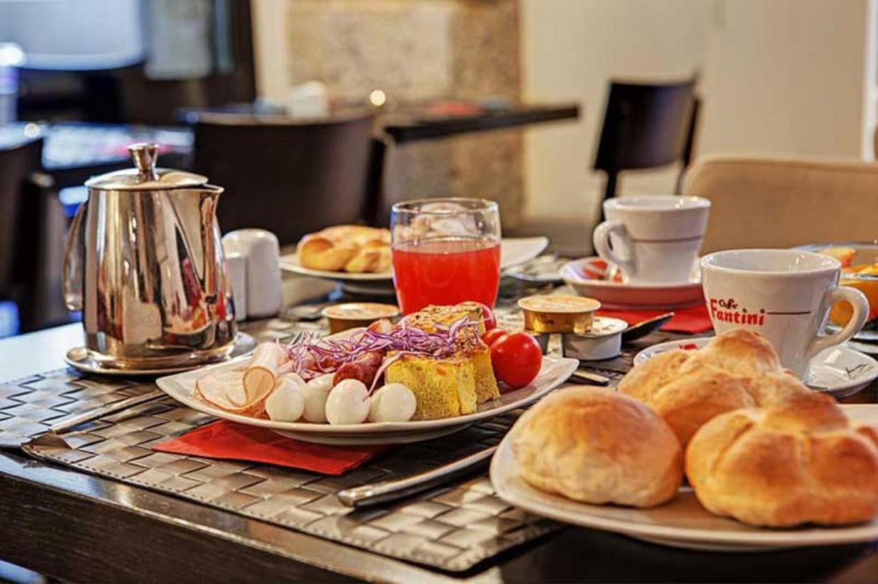 Dharma Luxury Hotel Rome Bagian luar foto